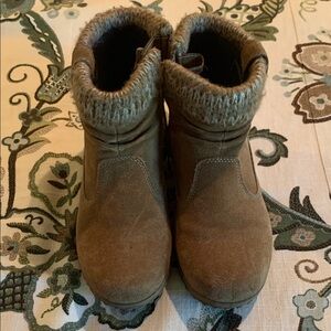 Khombu Brown Suede with Knit Top Zipper Hiking Boots